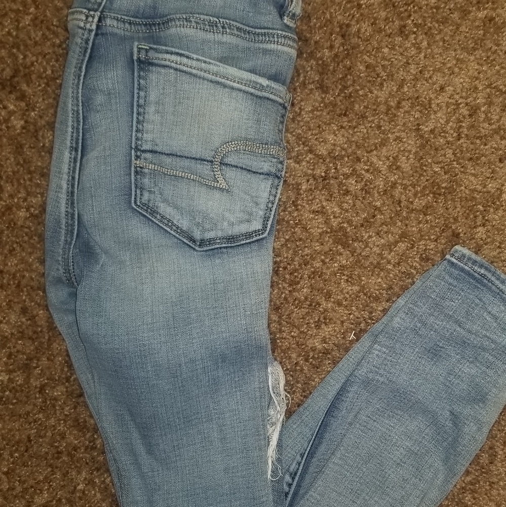 Destroyed American Eagle skinny jeans